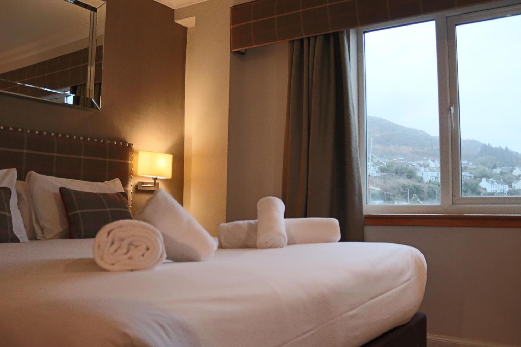 Double or Twin Room Sea View,1521707947:JPEG