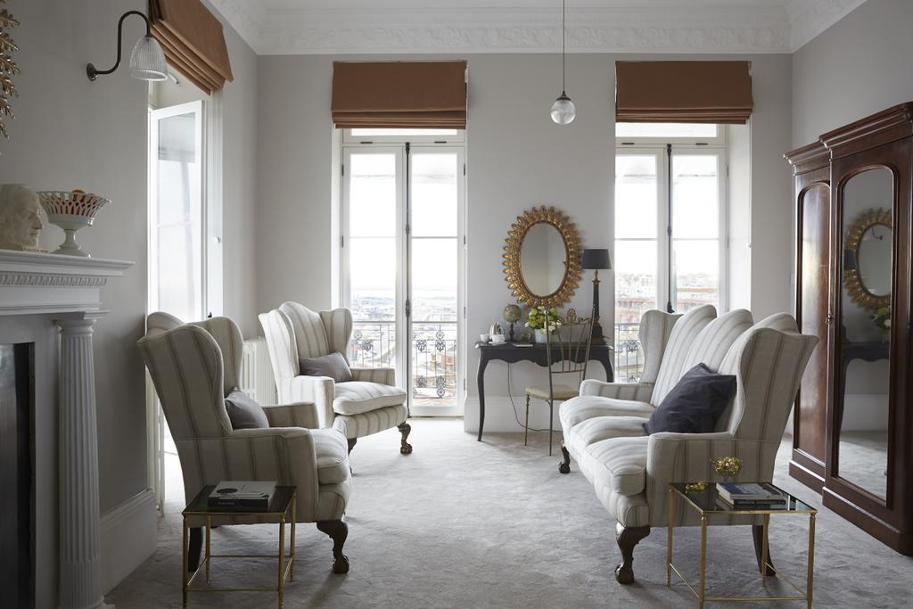 Deluxe Suite with Balcony and Sea View