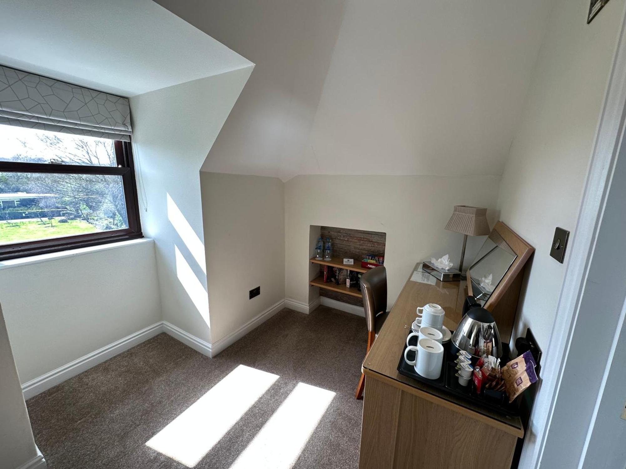 Superior King Room with Garden View