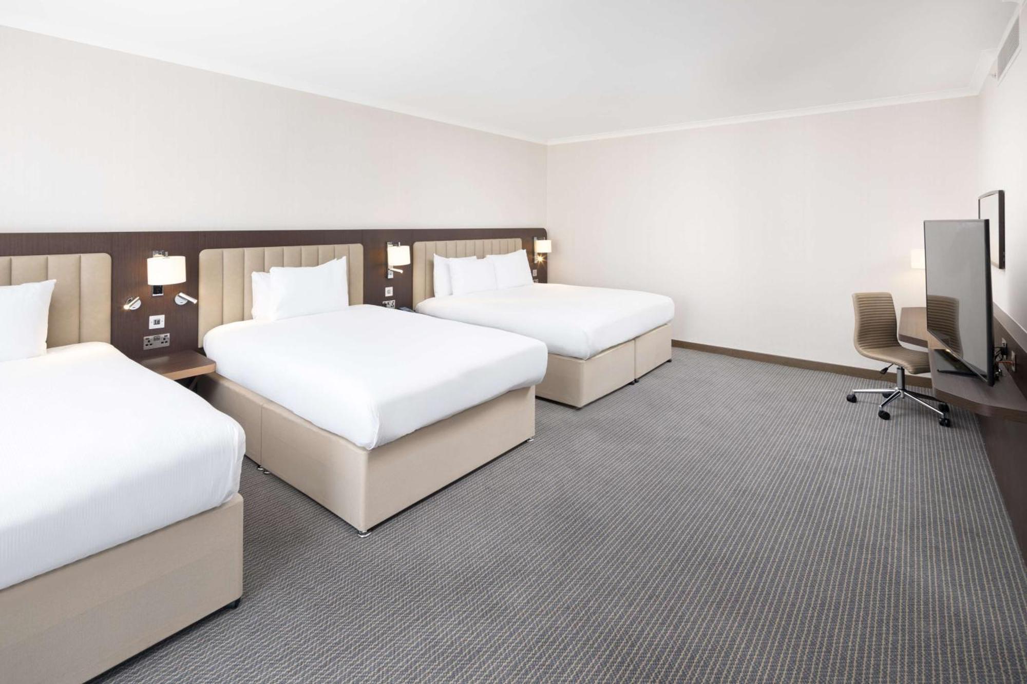 Deluxe Familienzimmer mit Kingsize-Bett