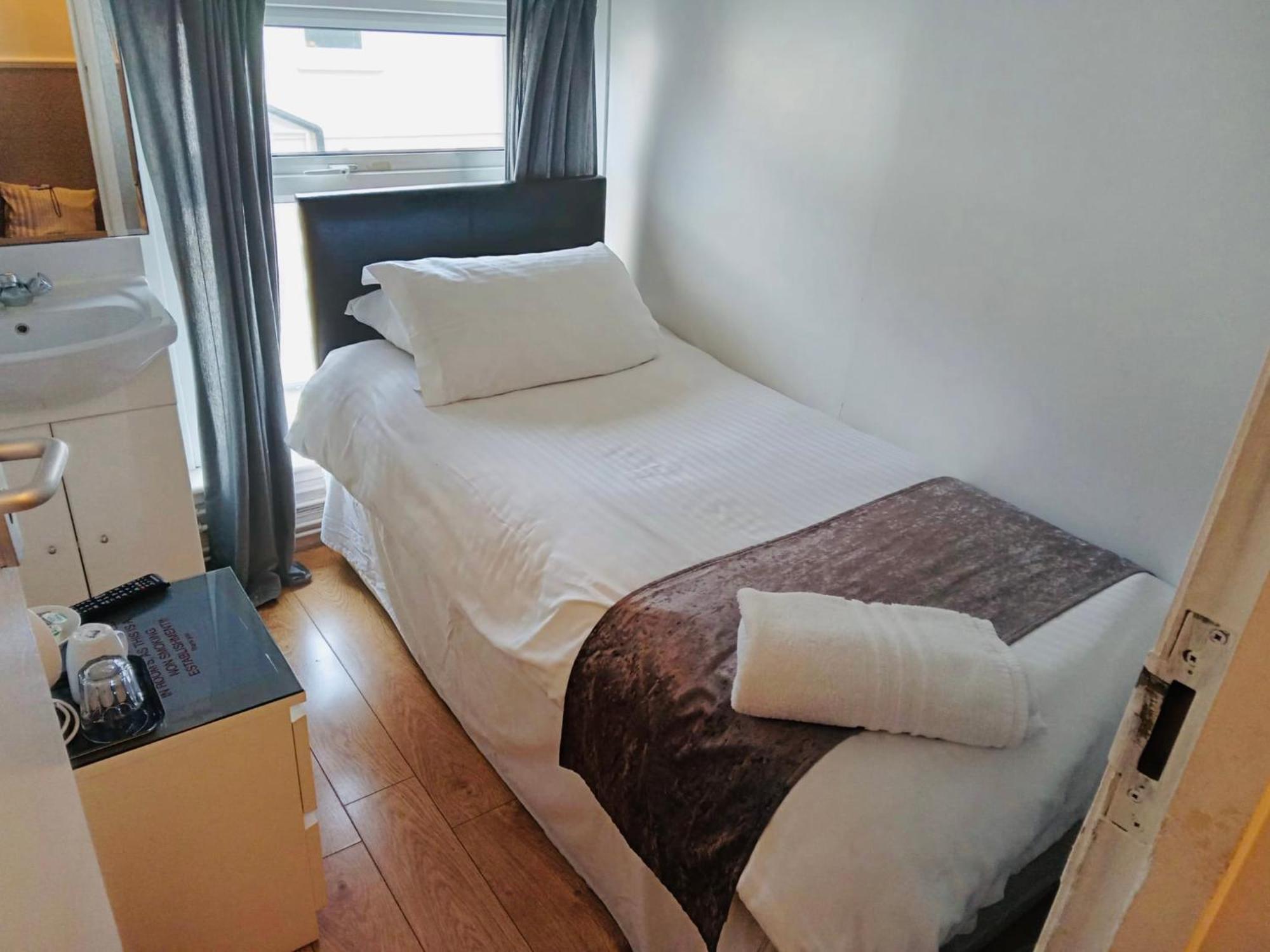Budget Single Room