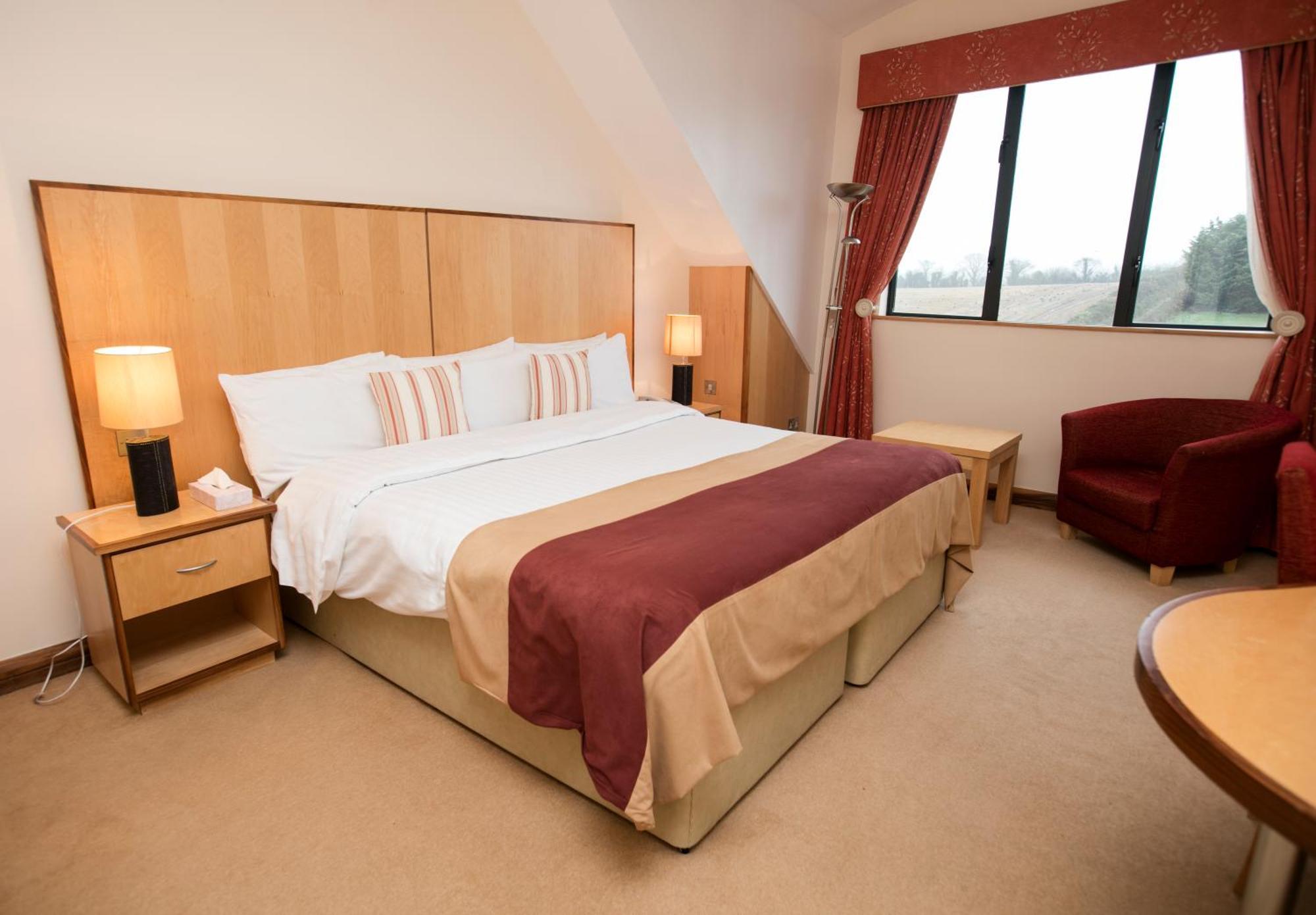 Double Room,1221083650:JPEG