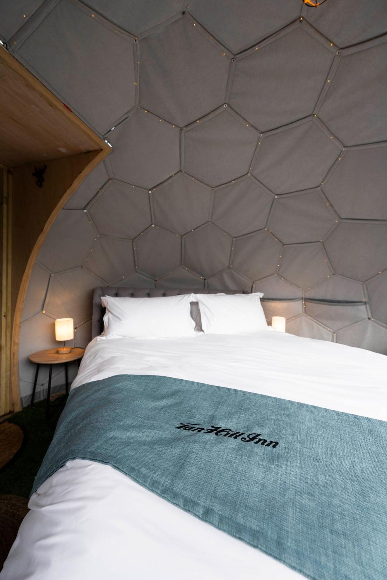 Glamping Pod with Shared Facilities