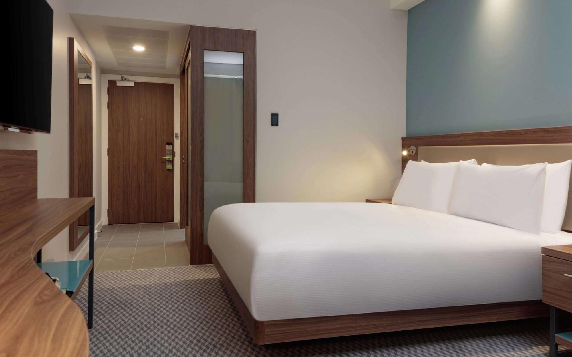 Queen-Zimmer mit britischem Kingsize-Bett