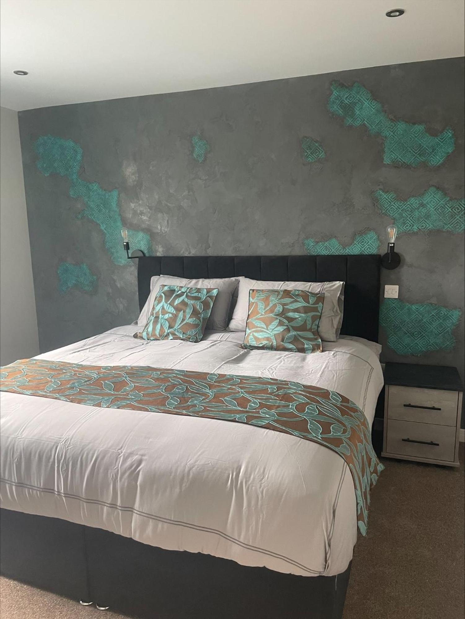 Standard King Room