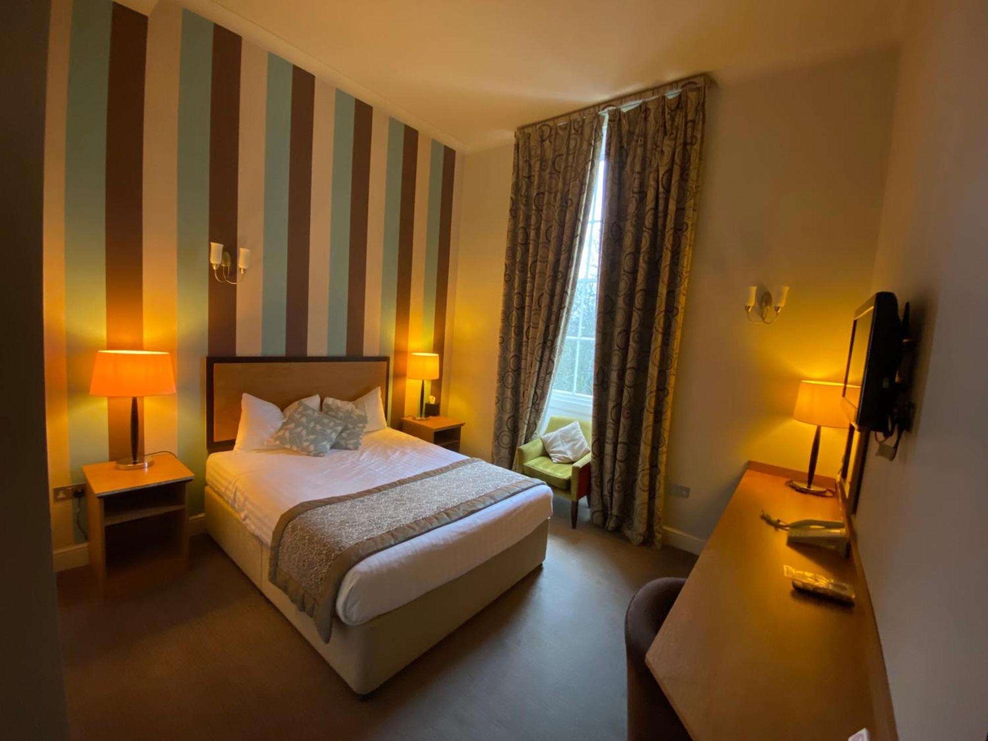 Double Room,1563260488:JPEG