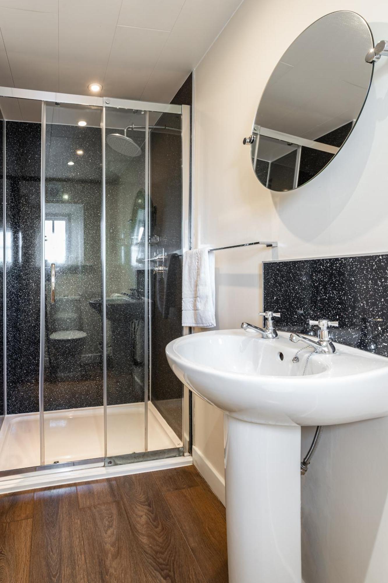 Single Room with Shower
