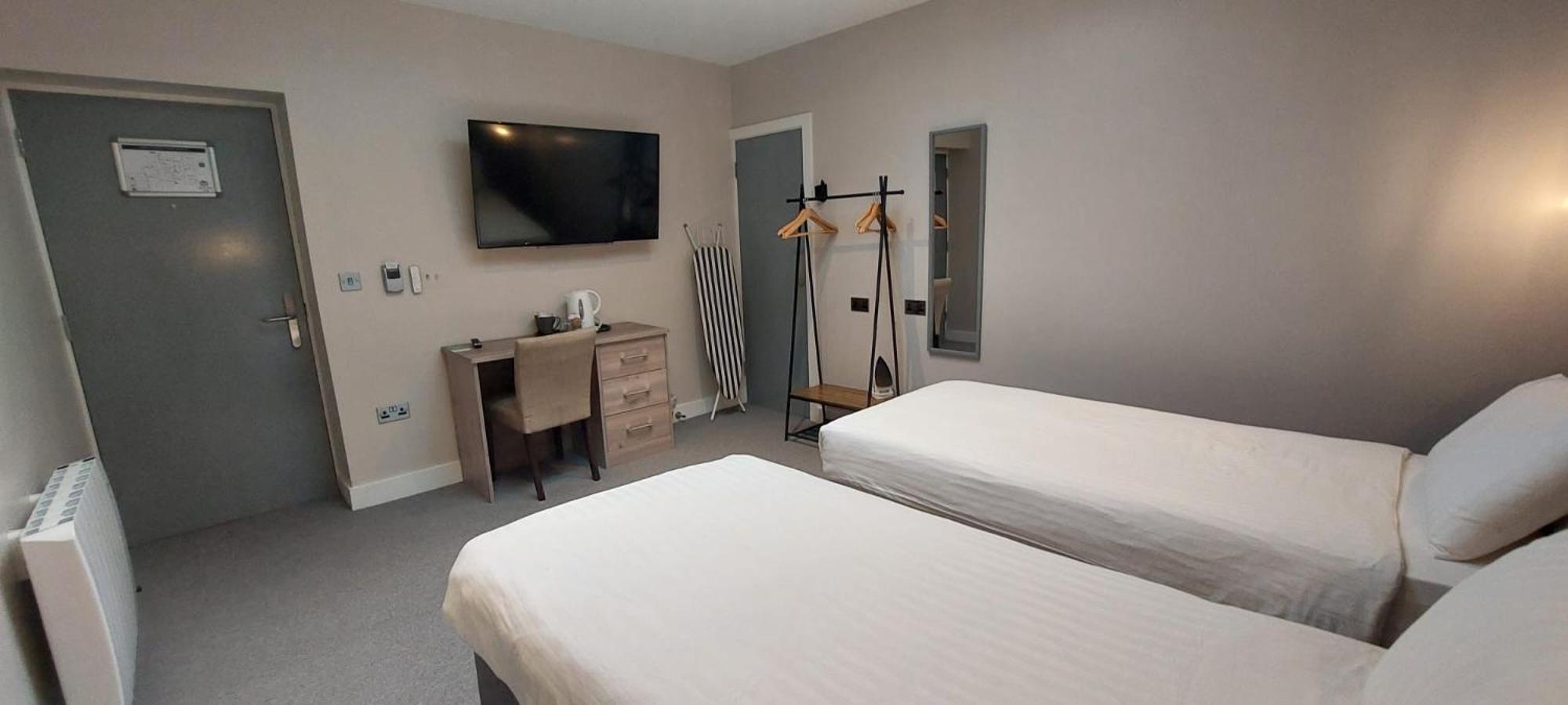 Deluxe Twin Room