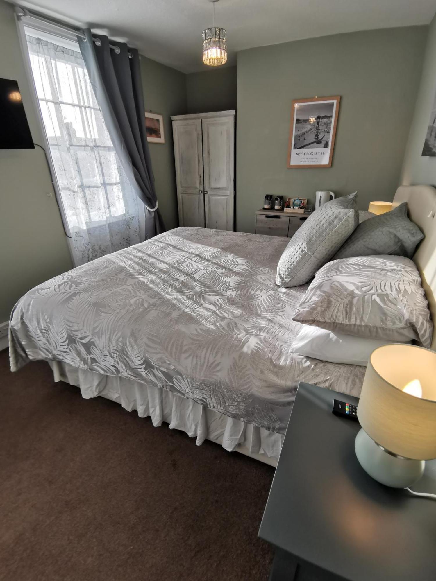 Double Room with Private Bathroom