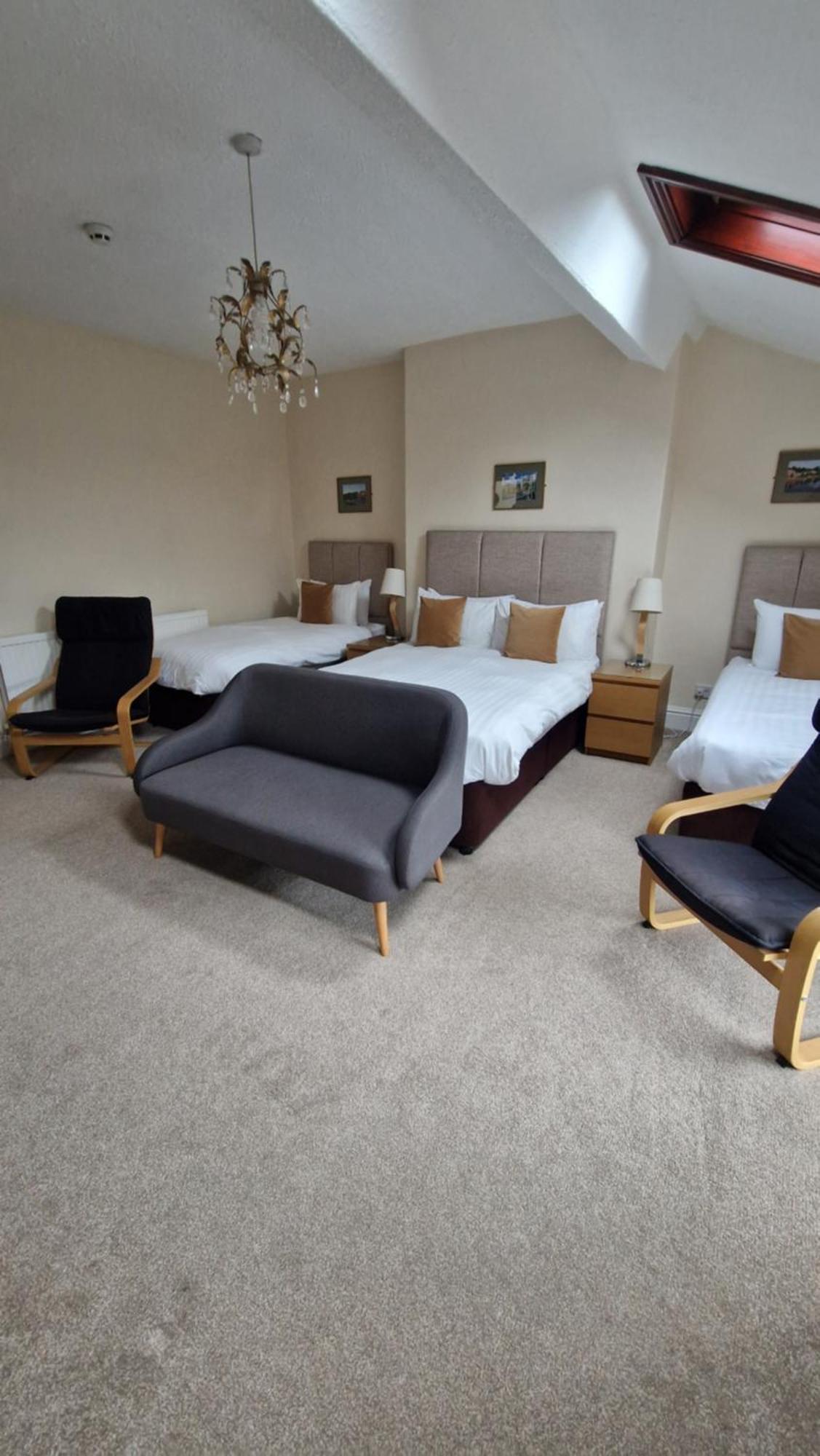 Double or Twin Room,1593652994:JPEG