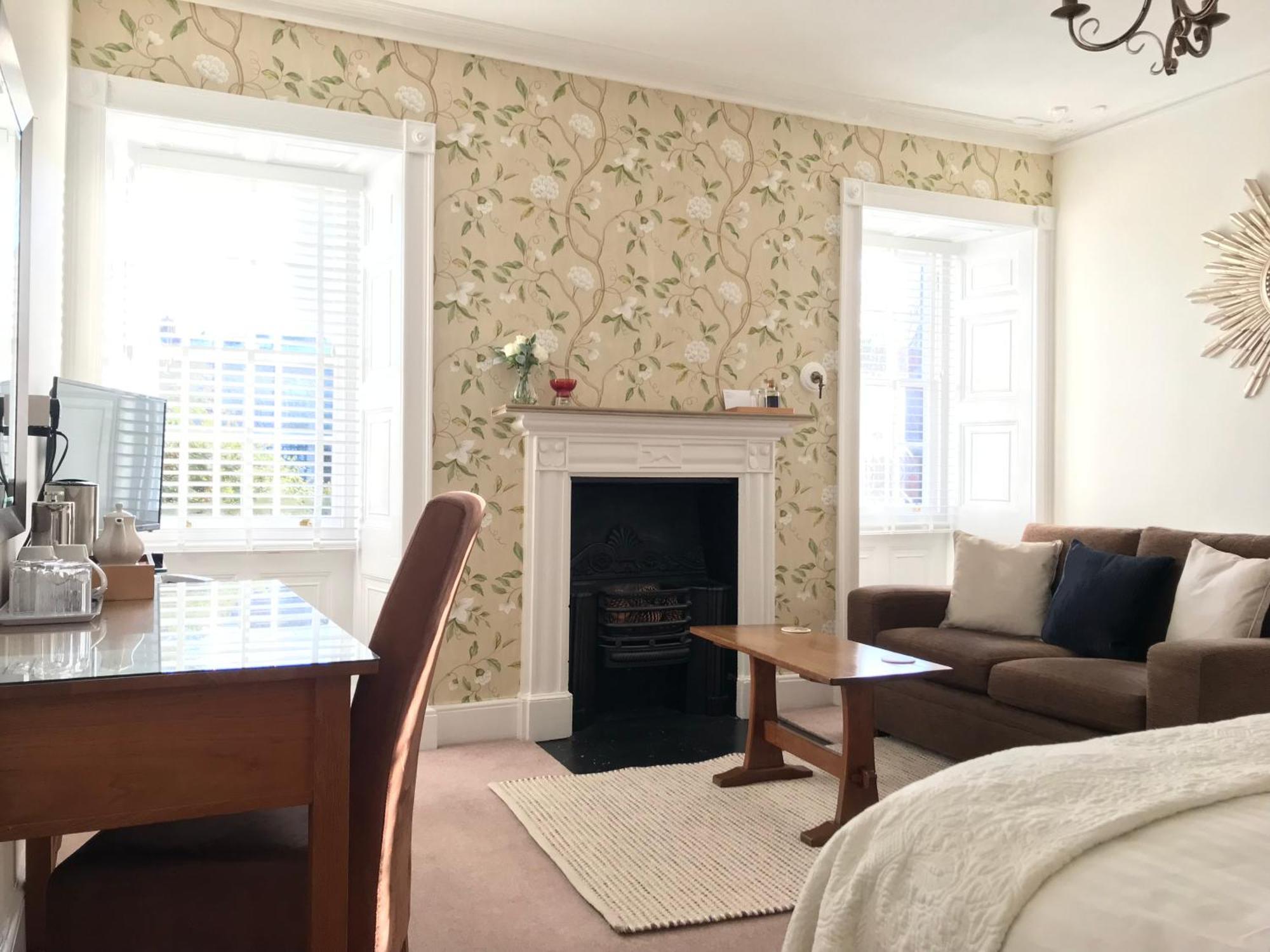 Deluxe Junior Suite