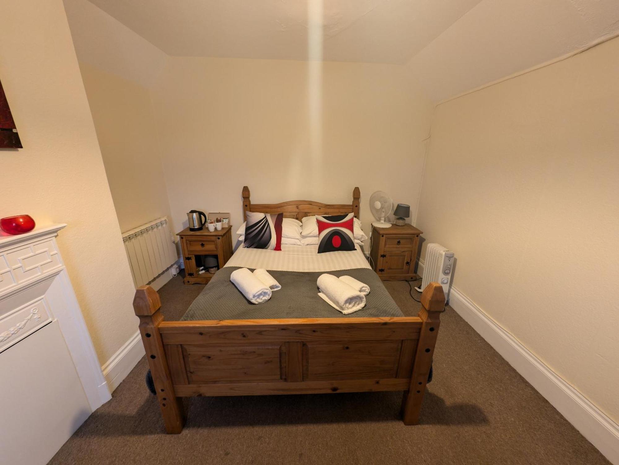 Double Room with Shared Bathroom