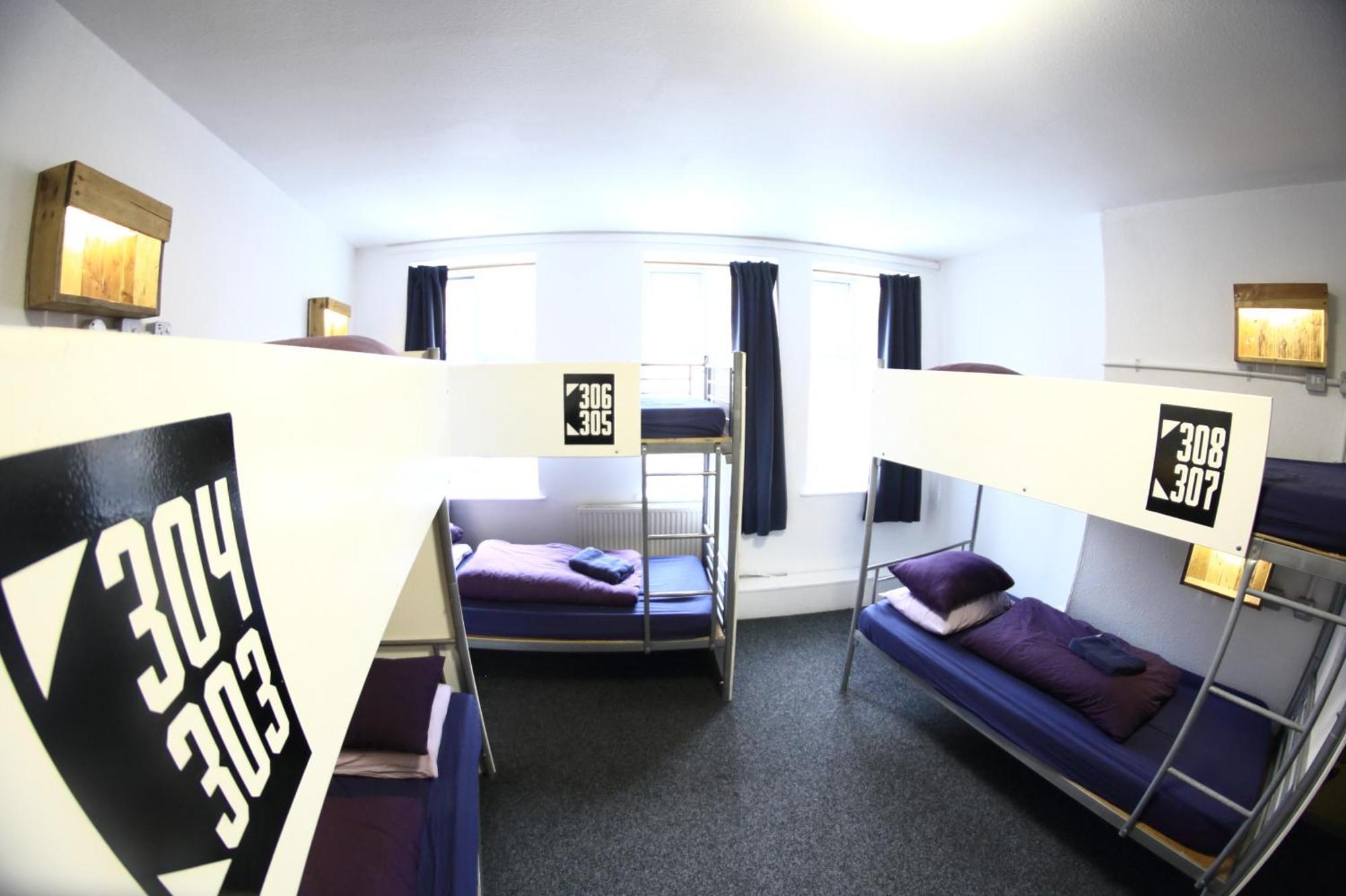Bed 8-Bed Mixed Dormitory Room,1616434969:JPEG