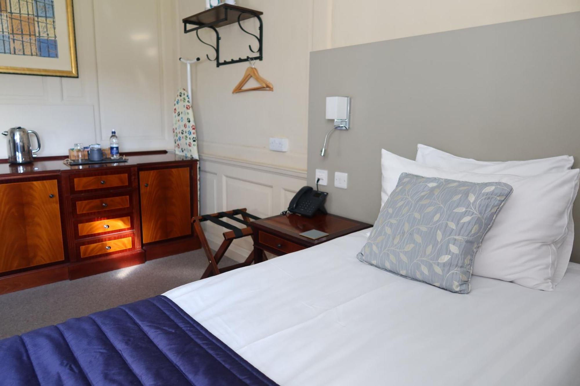 Single Room,1626360986:JPEG