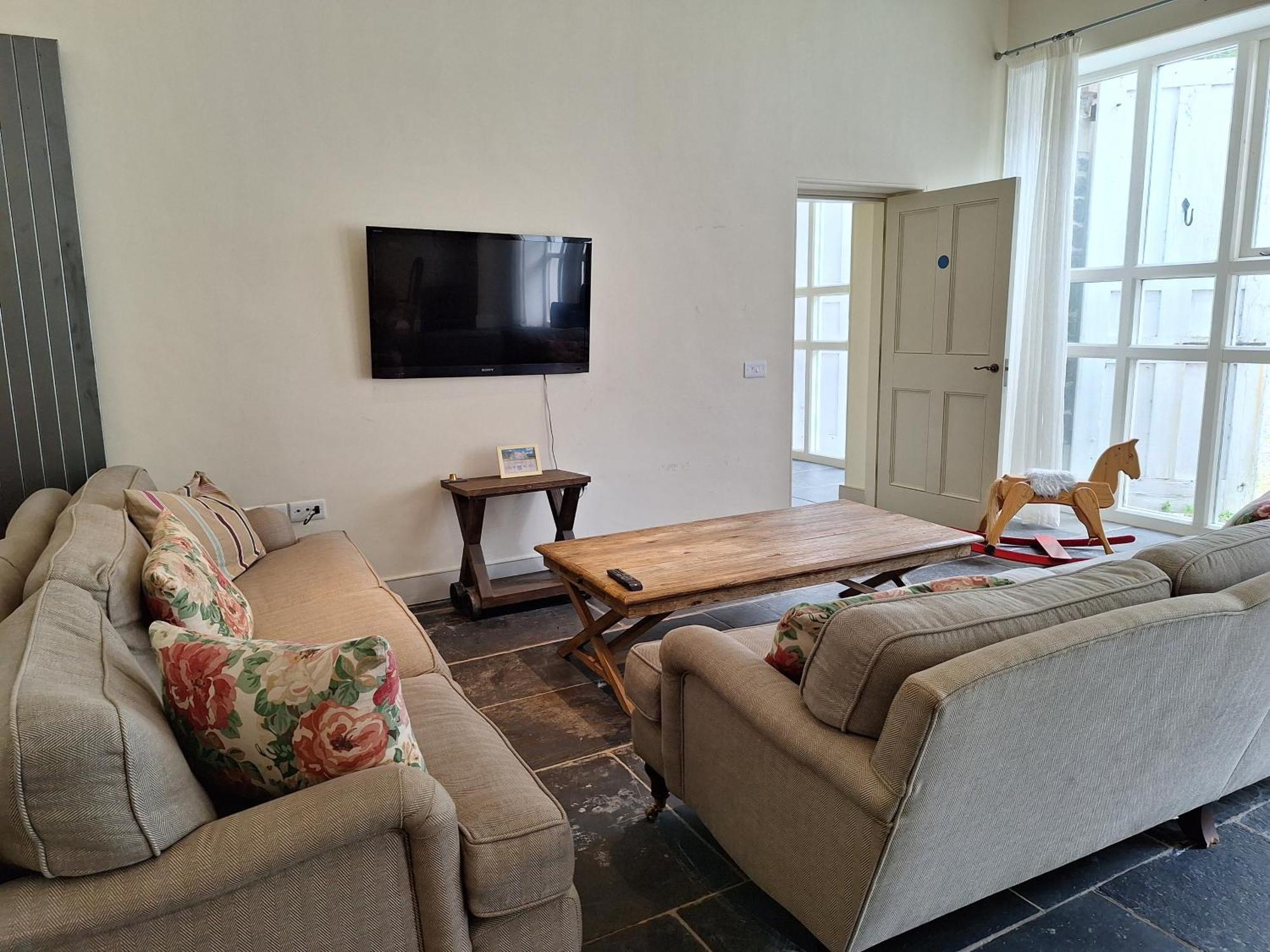 Four-Bedroom House,1626361041:JPEG