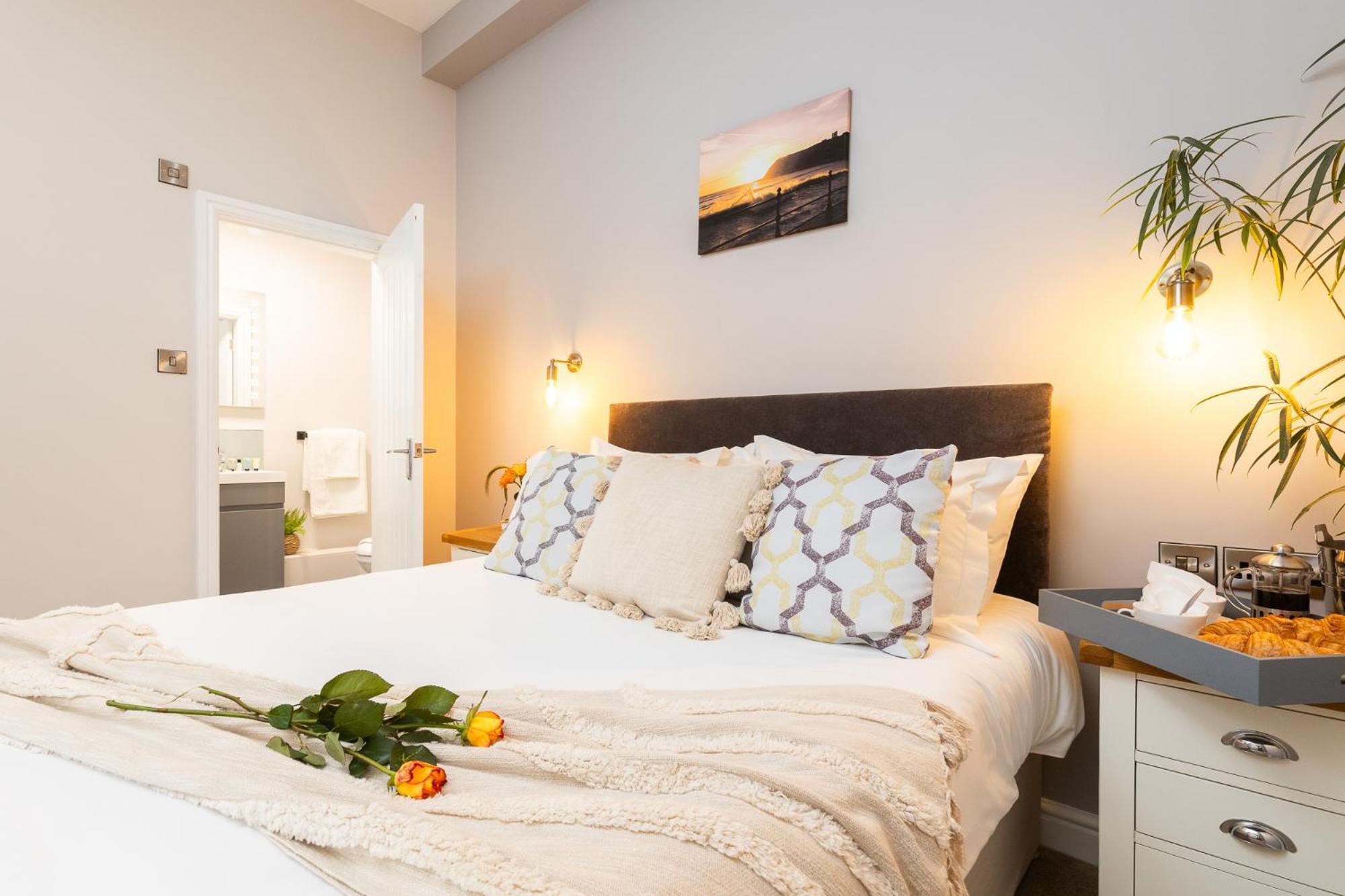 Cozy Double Room Walk Shower Non-Smoking,1646333425:JPEG