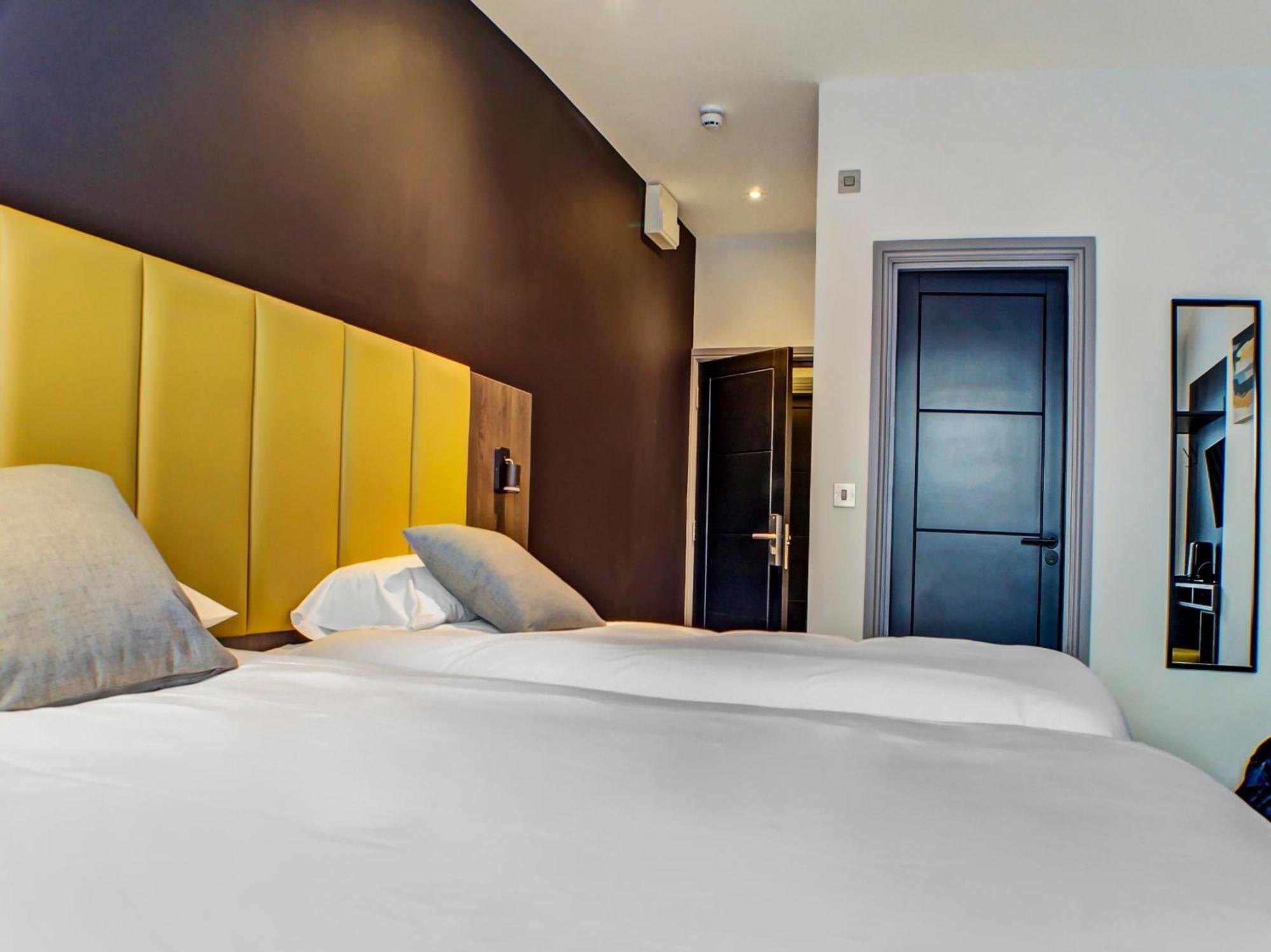 Standard Family of 3 Room