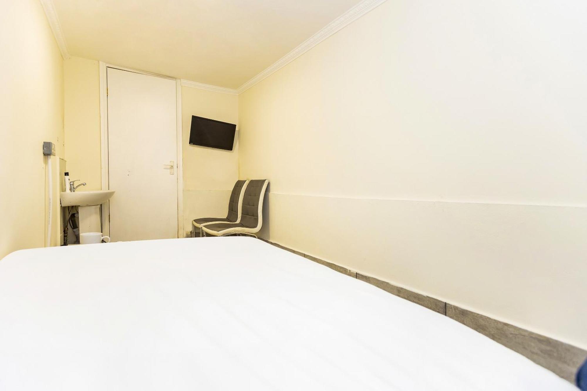 Standard Single Room,1658084712:JPEG