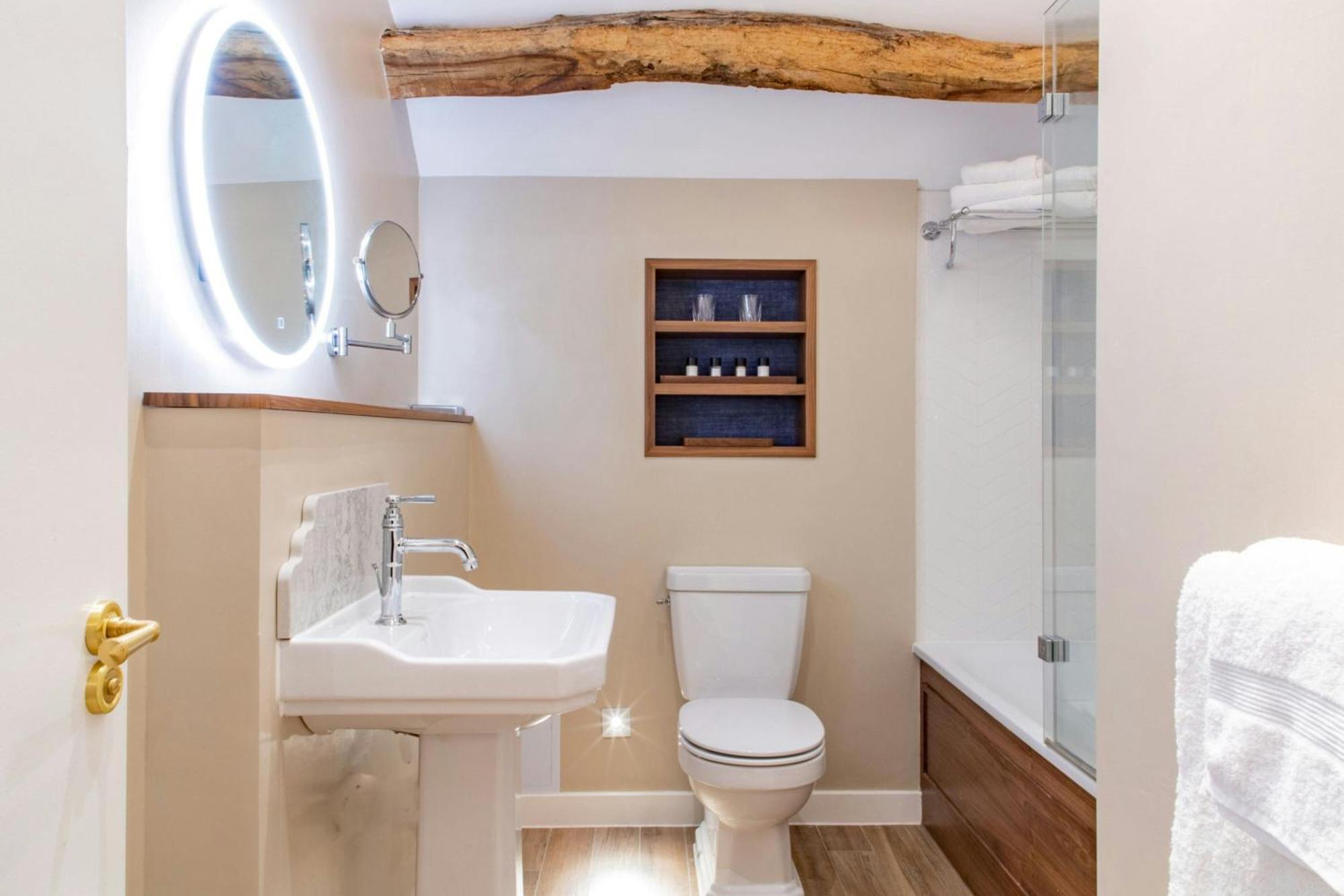 Barn Superior King Room