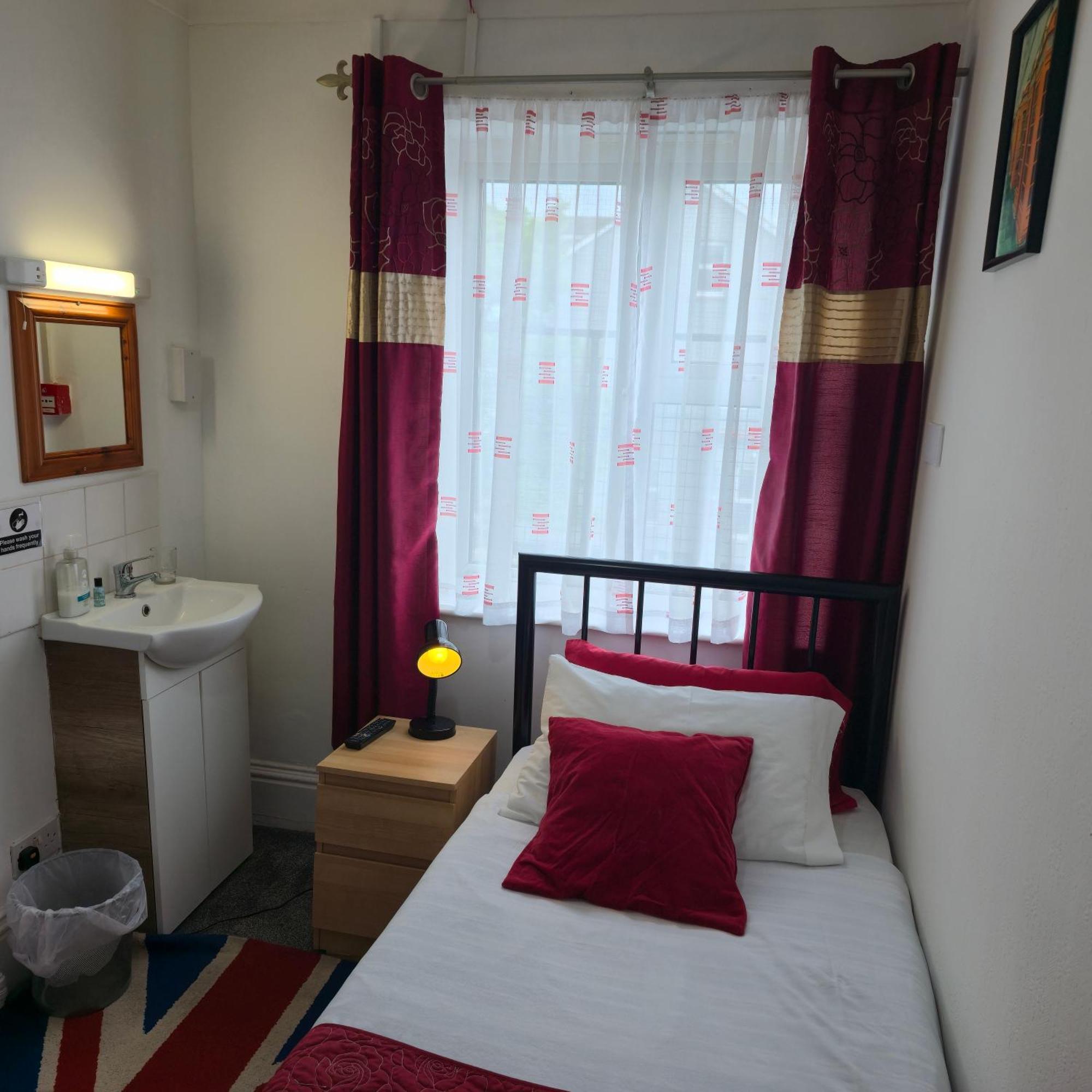 Single Room with Shared Shower and Toilet