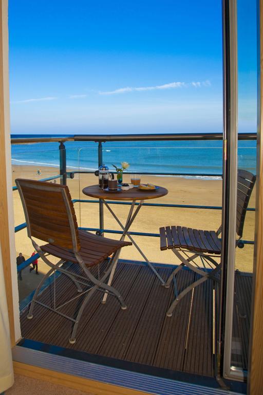Three-Bedroom Duplex Apartment with Sea View