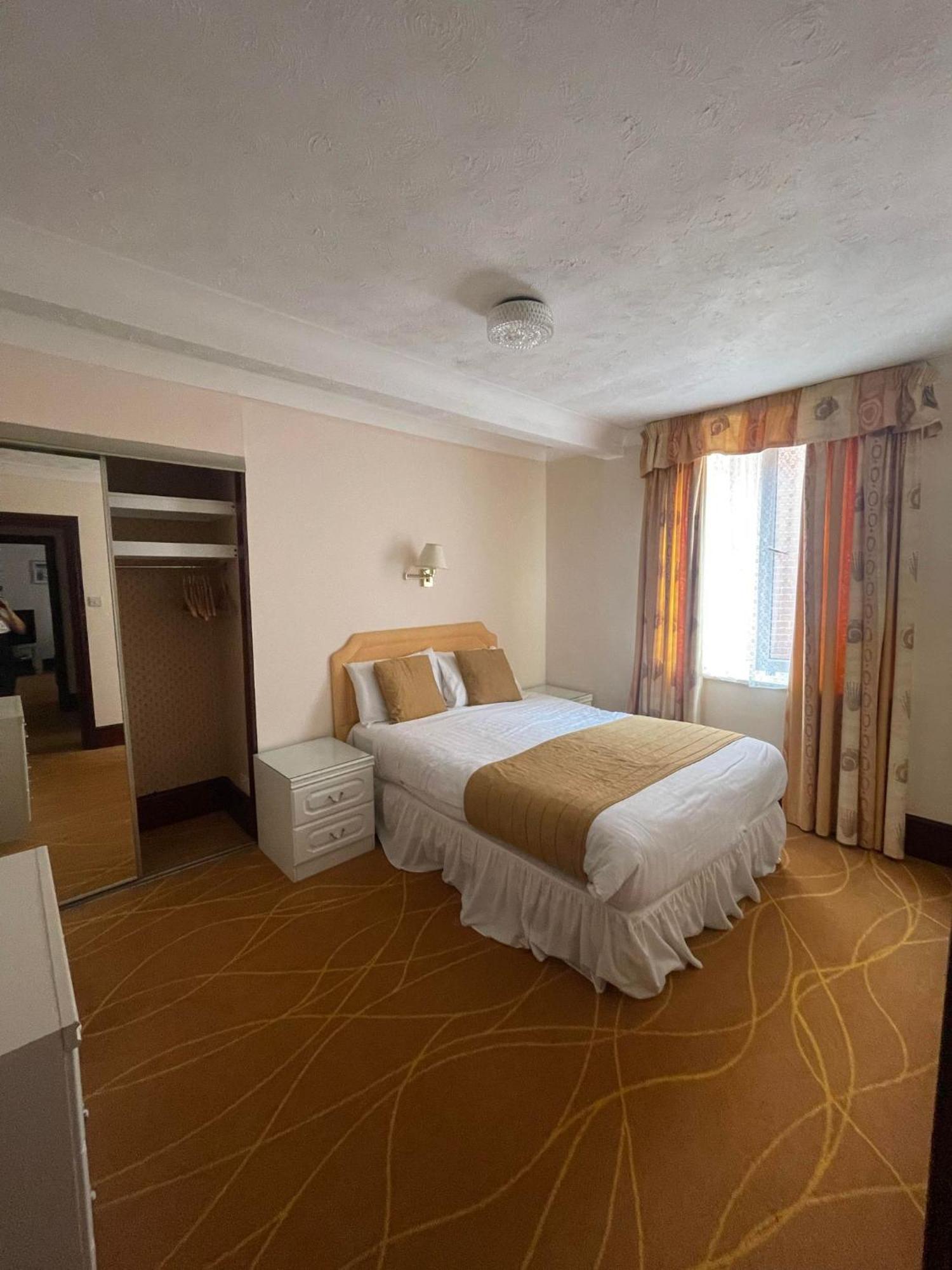 One-Bedroom Apartment,1687450629:JPEG