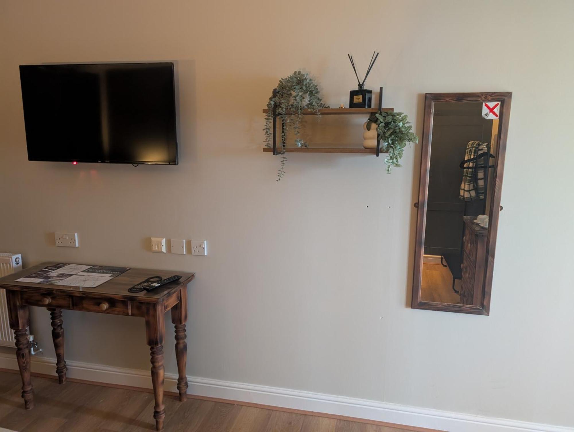Deluxe Double or Twin Room with Garden View