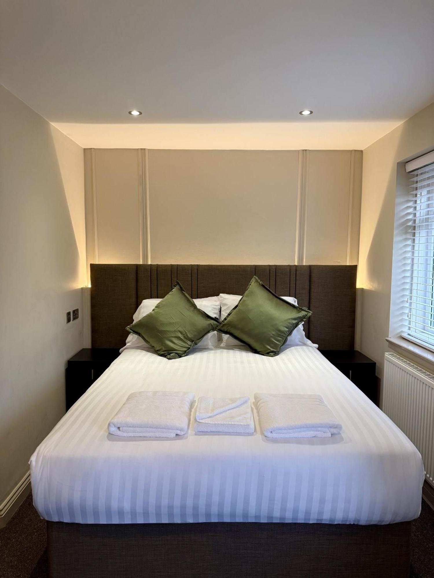 King Room with Garden View