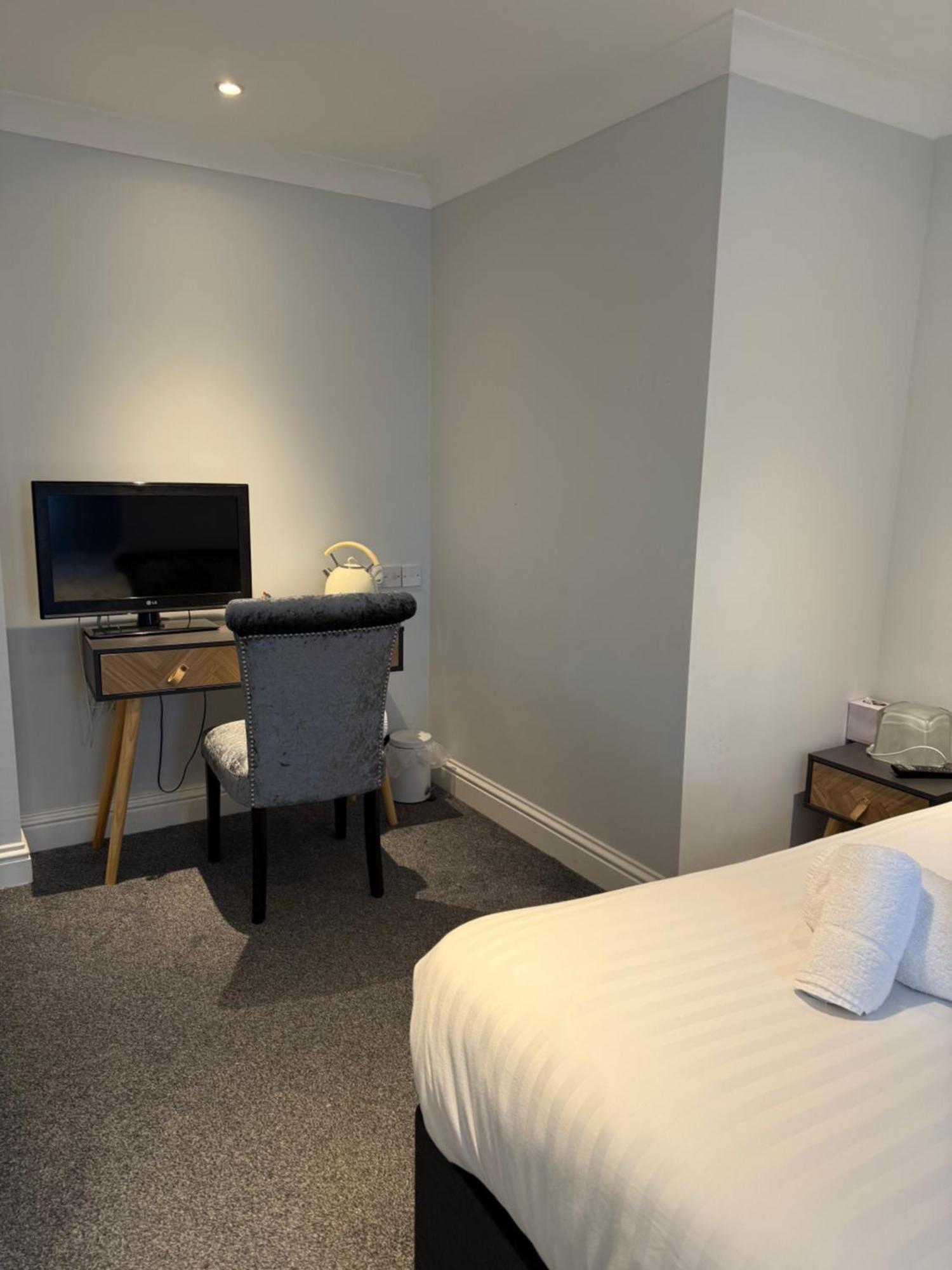 Standard King Room