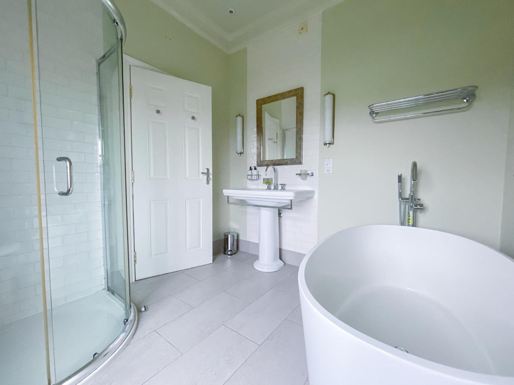 Room 6 – Water Mire Classic Double Room