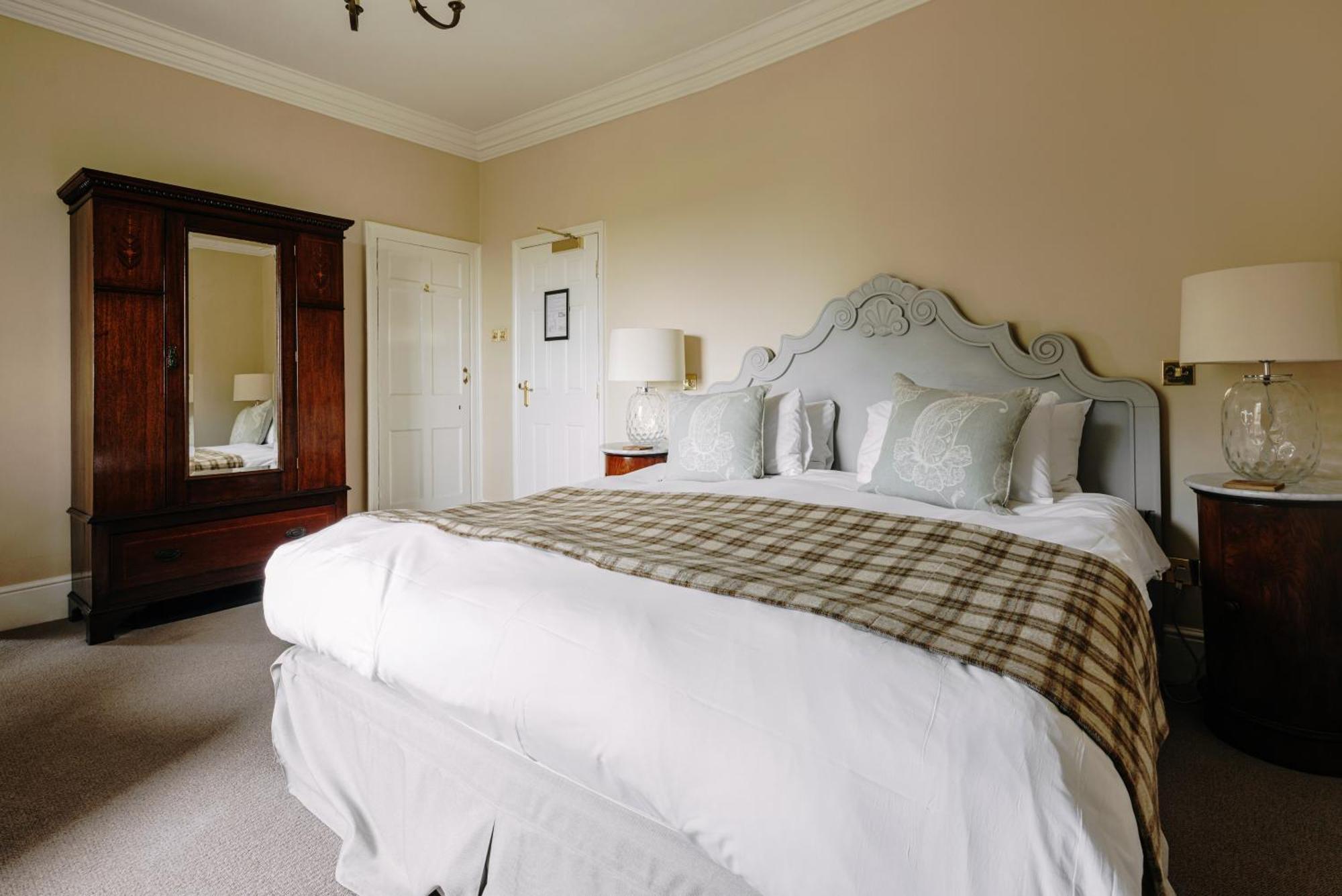 Room 5 – Scarborough Classic Double Room
