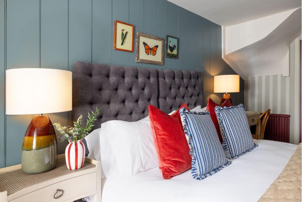 Superior Double Room,1698854387:JPEG