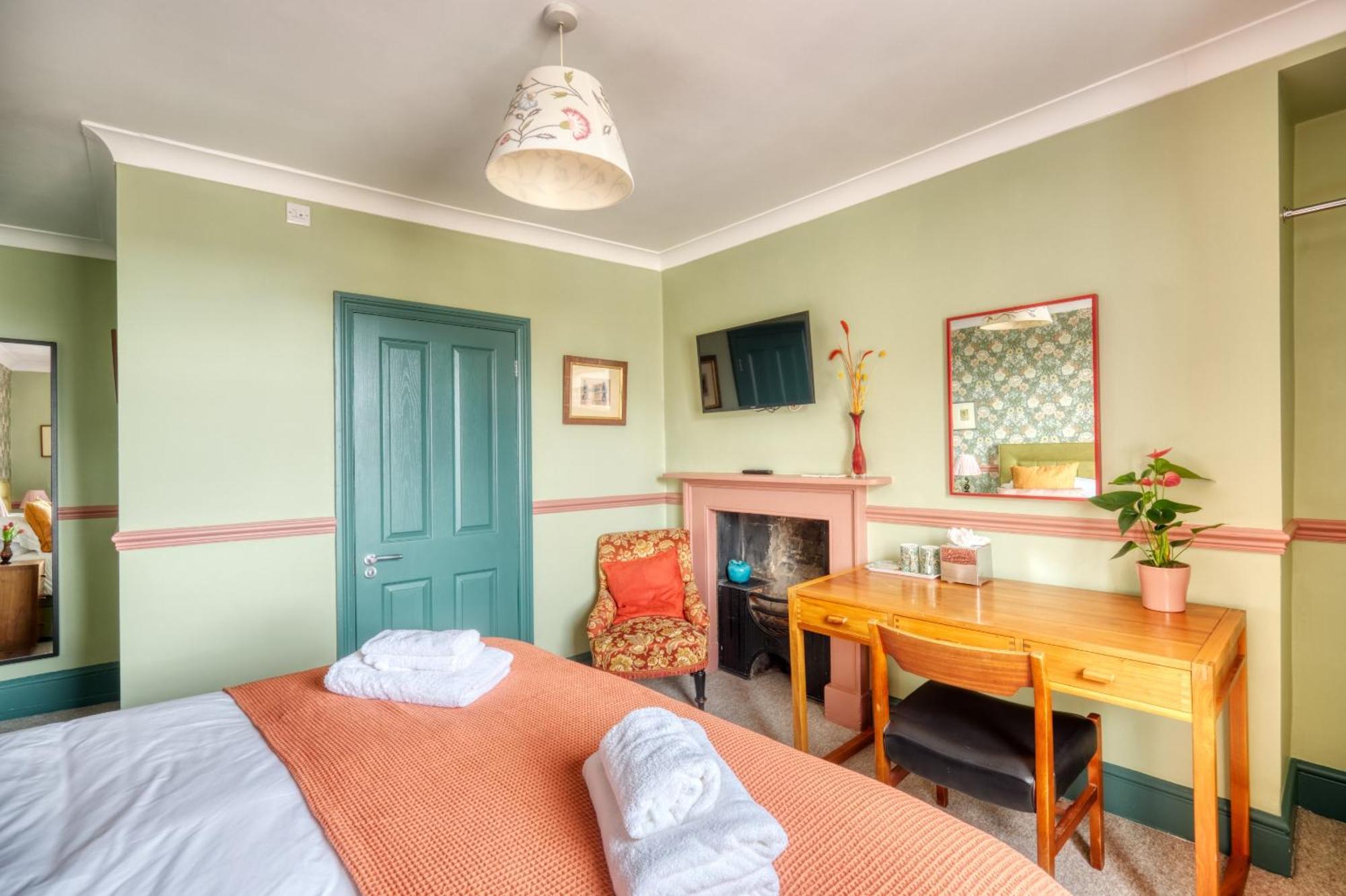 Double Room with Private Bathroom