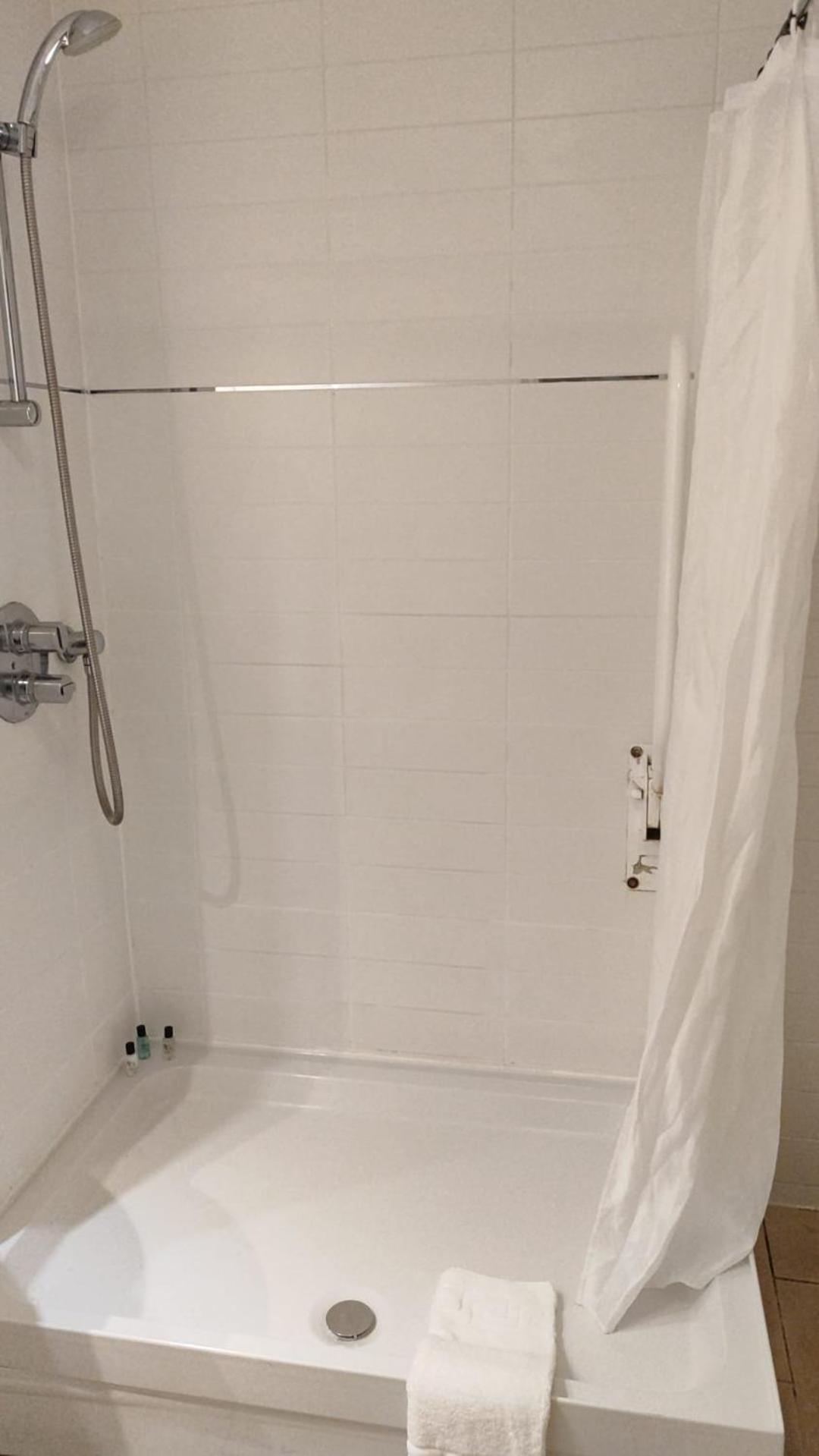 Twin Room - Disability Access
