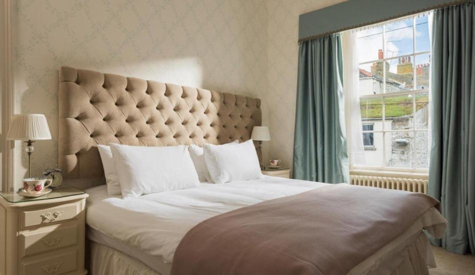 Double or Twin Room with Bathroom