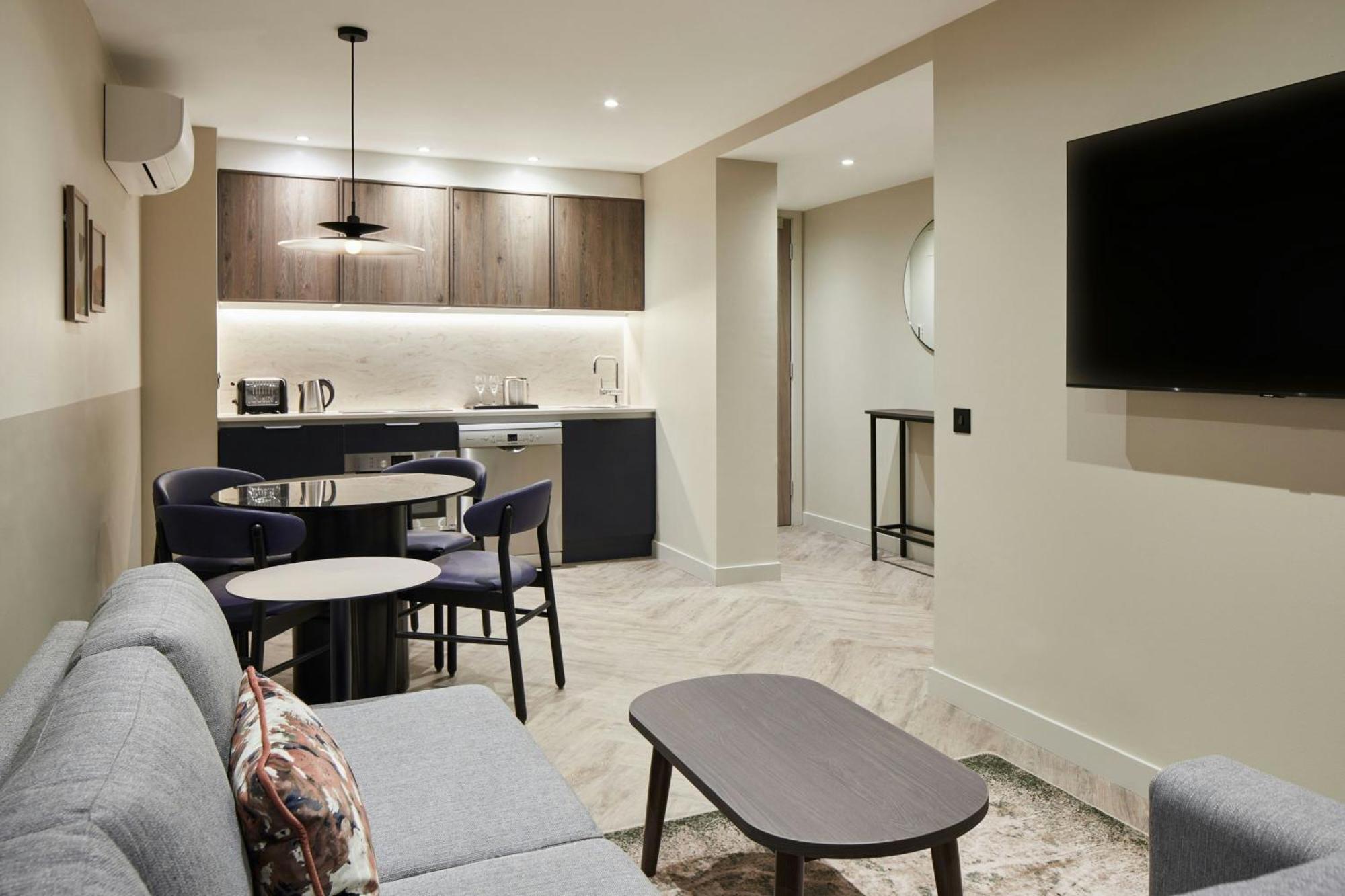 Apartament typu Suite z 1 sypialnią z łóżkiem typu queen-size