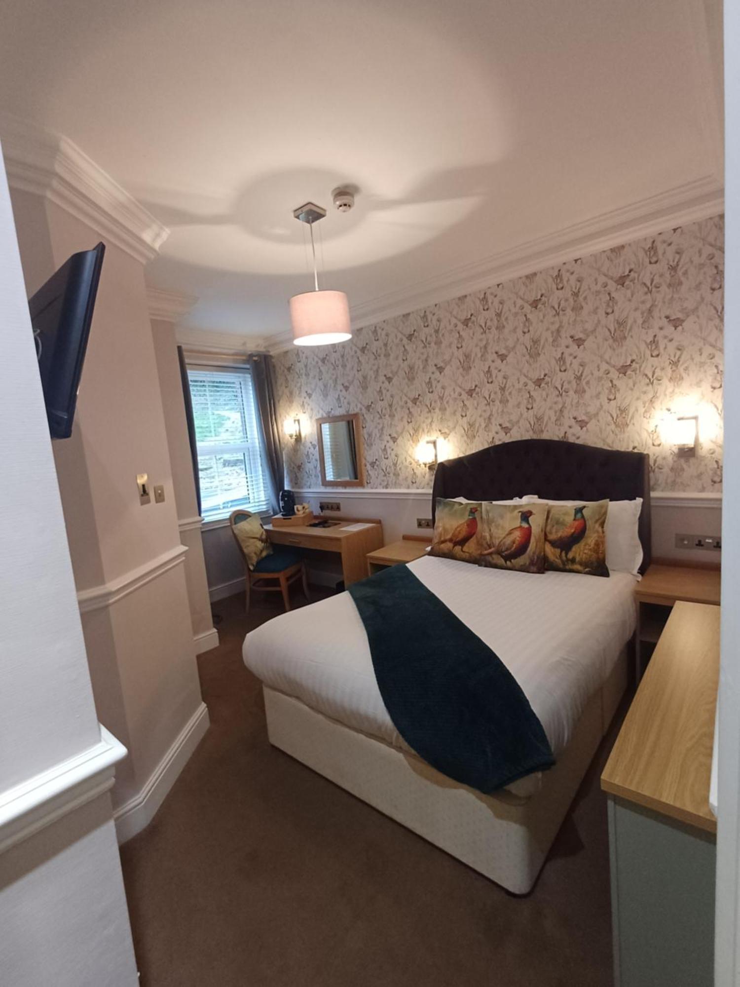 Deluxe Double Room,1756972267:JPEG