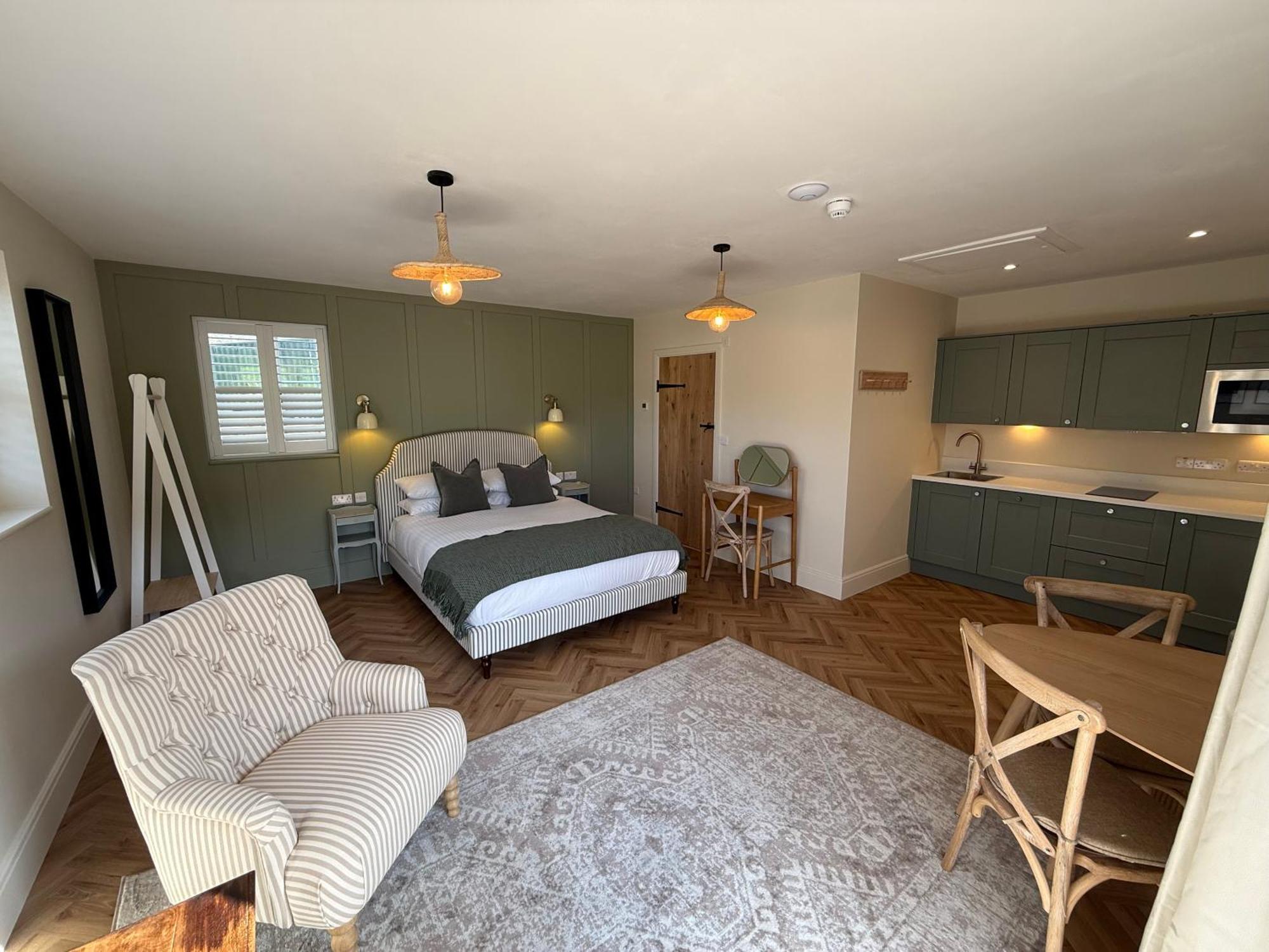 Deluxe Family Room