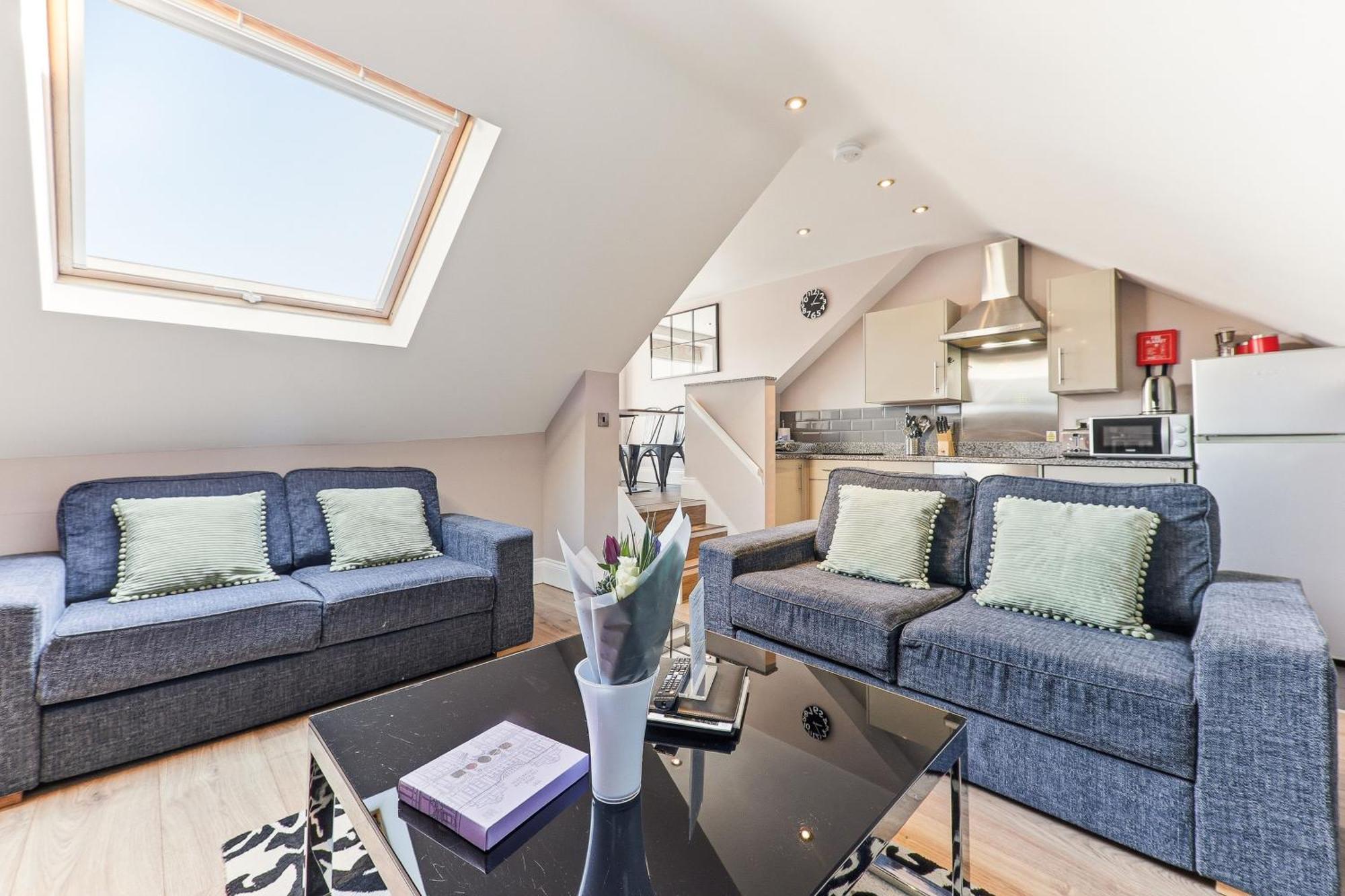 Luxury Two Bedroom One Bathroom Apartment
