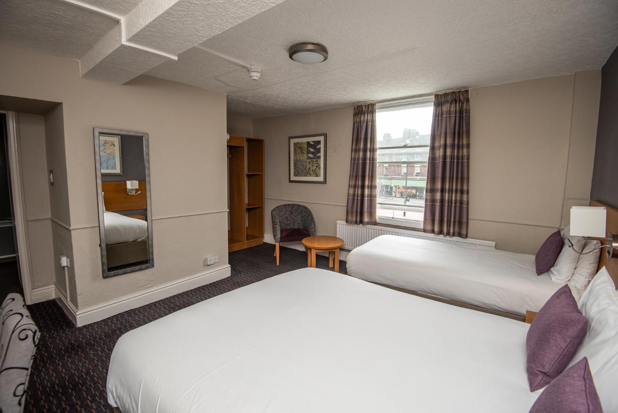 Superior Triple Room