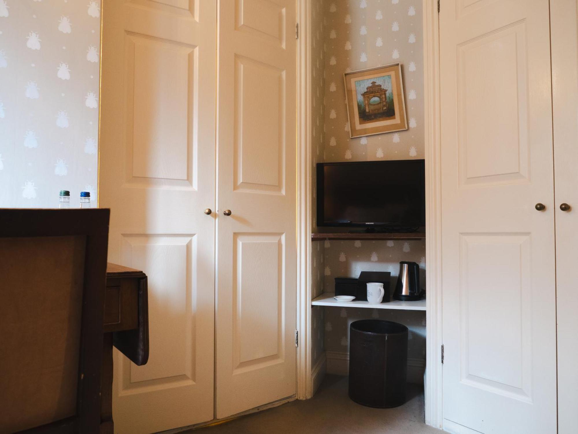 Deluxe Single Room,1773703972:JPEG