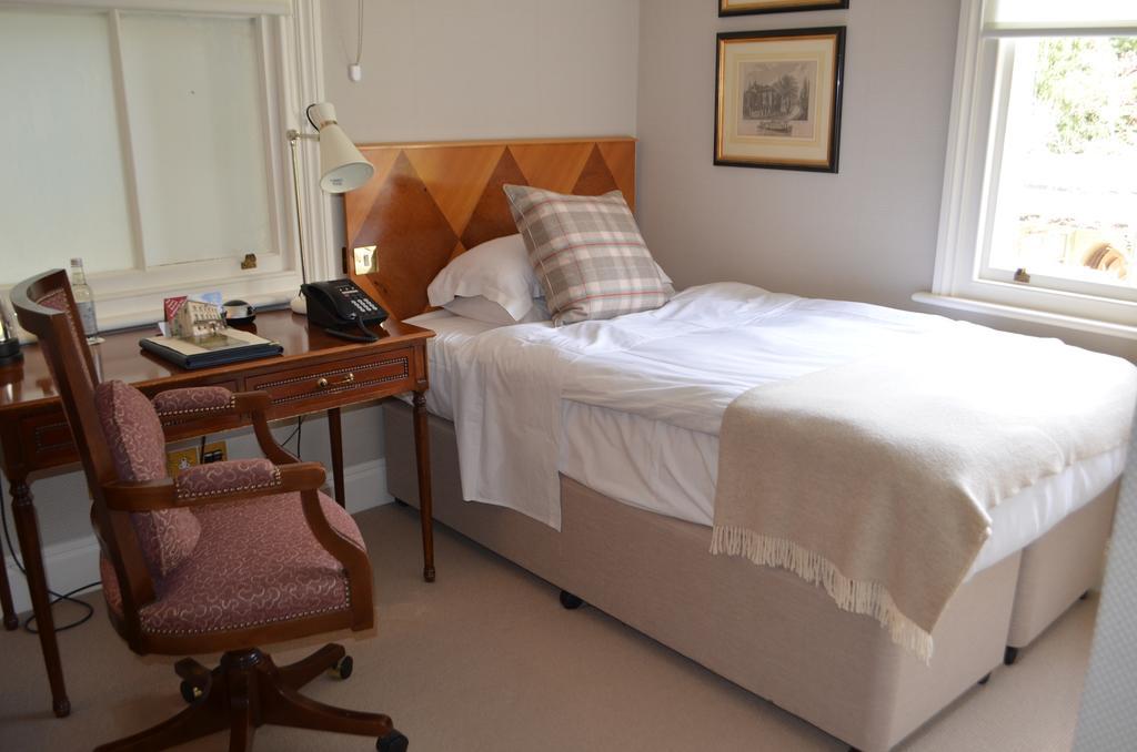 Single Room,423794124:JPEG