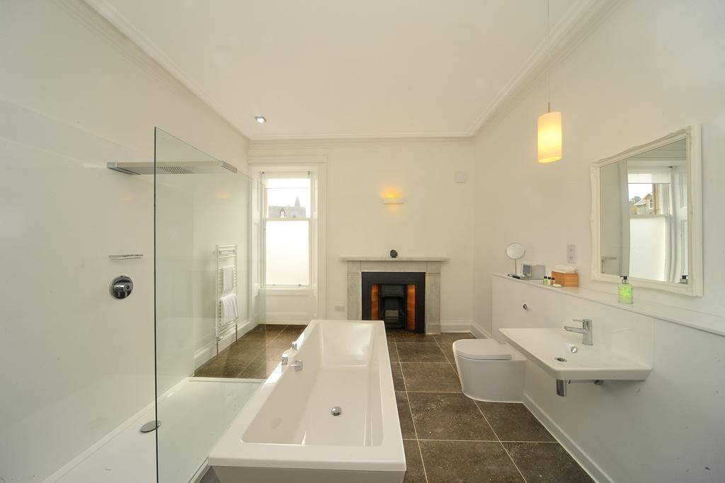 Deluxe Suite with Sea View