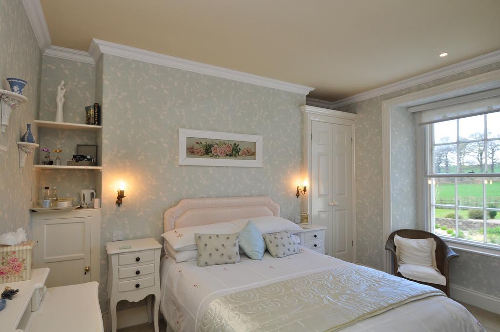 Deluxe Standard Double Room with en- suite Shower