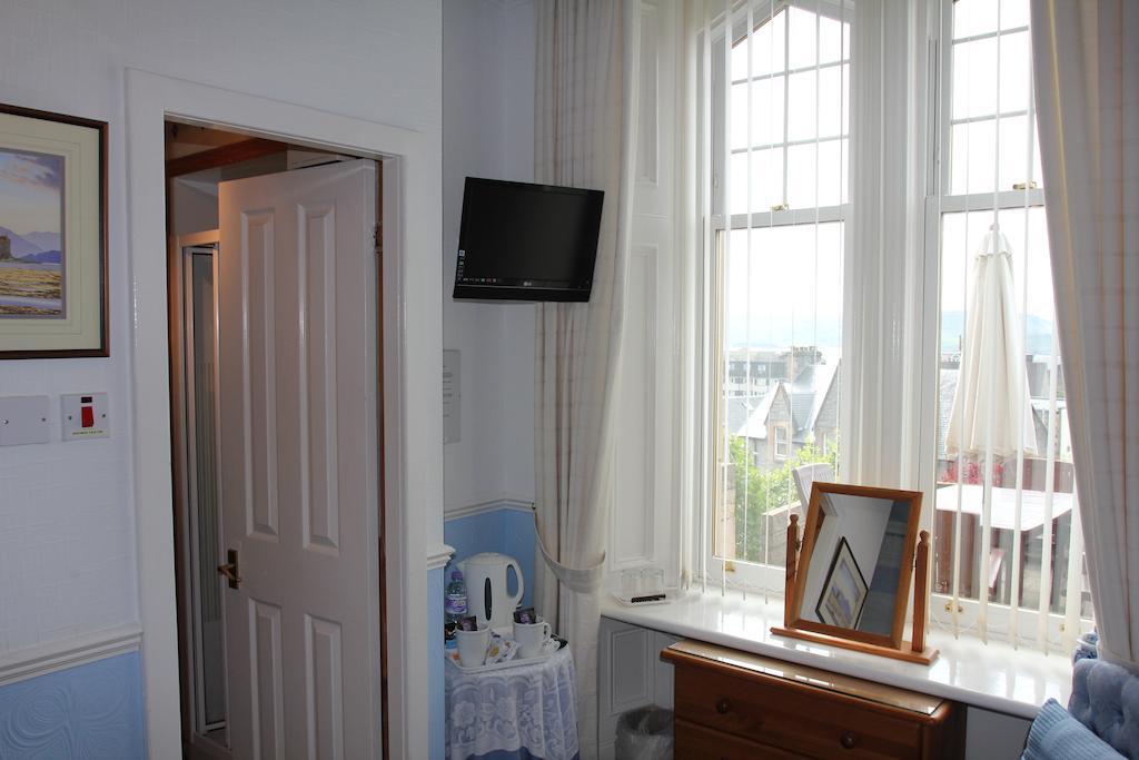 Twin Room with Private Bathroom