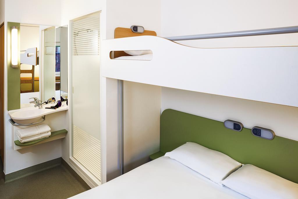 Dreibettzimmer
