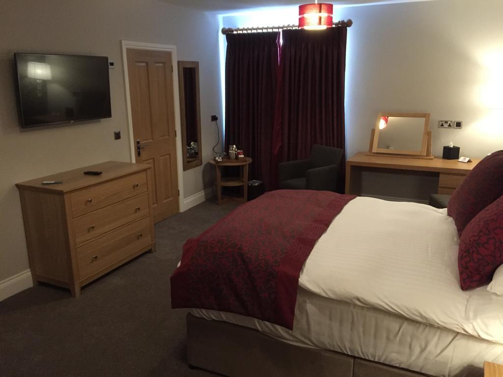 Deluxe Family Room,255674617:JPEG