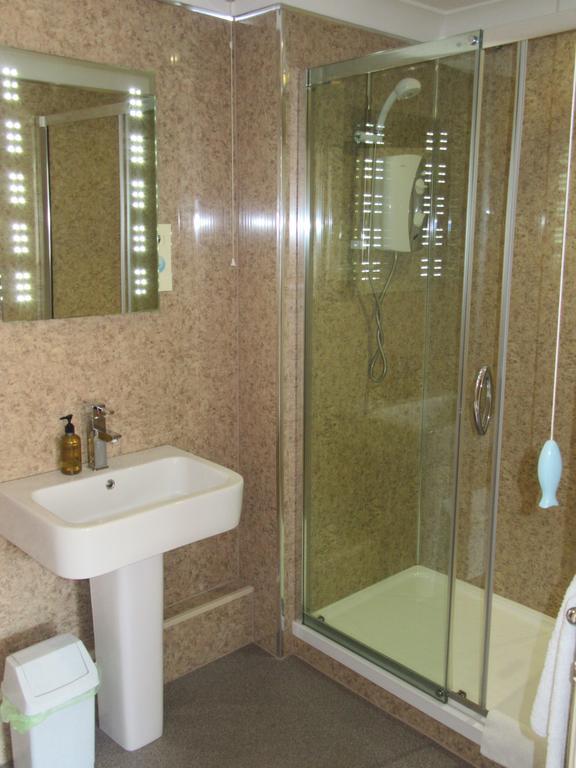 Deluxe King or Twin Room