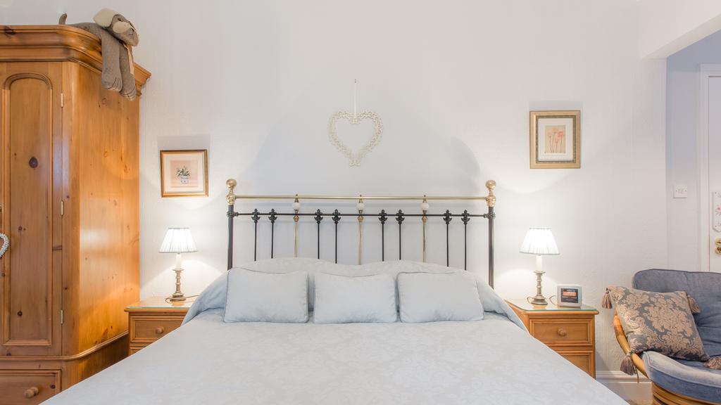 King Room with Mountain View