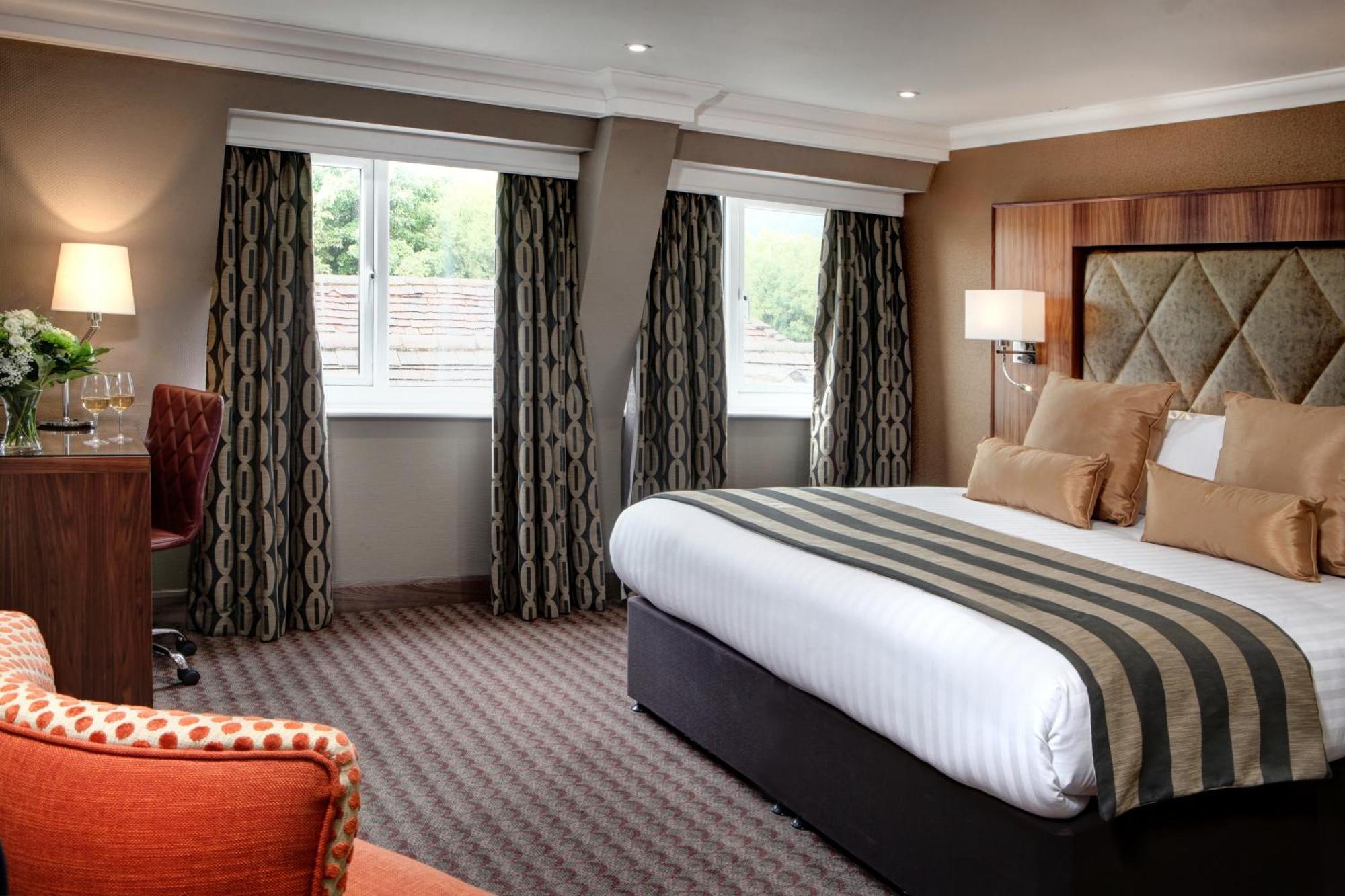 Executive Room,1516340152:JPEG